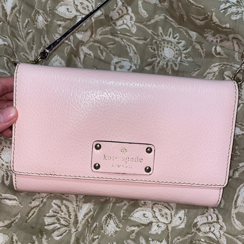 Baby pink Kate spade crossbody bag
